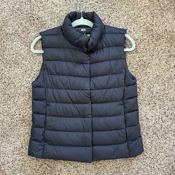 Uniqlo Ultra Light Down Puffer Vest XS women’s - Picture 1 of 6